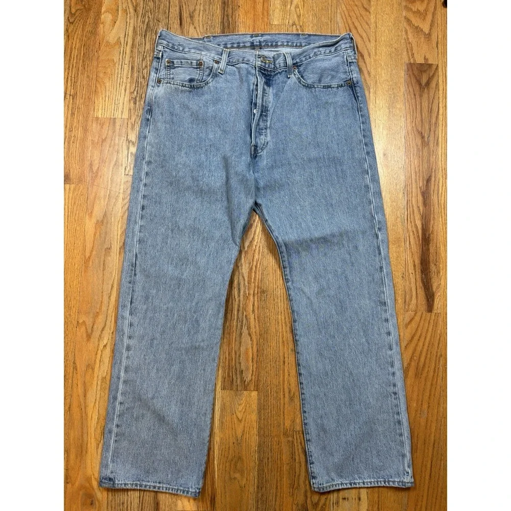 Levis 501 Jeans Men 38x30 Light‎ Blue Wash Denim Button Fly